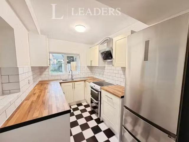 House for rent in Holland-on-Sea, Dale Hill