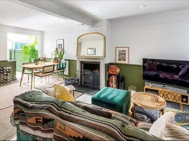 House for rent in Arundel, Clapham