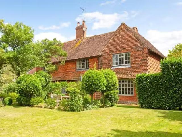 House for rent in Fole, Surrey