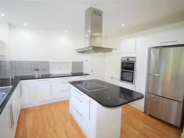 House for rent in Leyton, Greater London