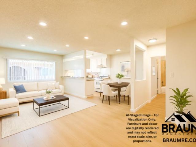 Room for rent in Van Nuys Neighborhood Council District, Canoga Park
