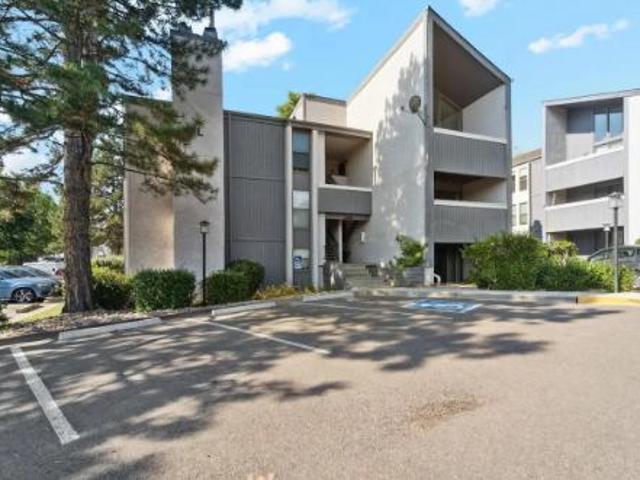 Room for rent in Arapahoe, Colorado