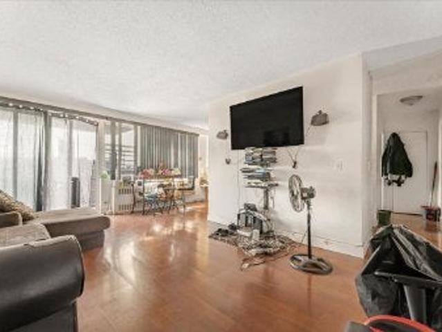 Room for rent in The Bronx, Arverne