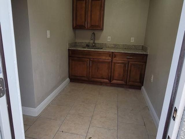 Room for rent in Florida