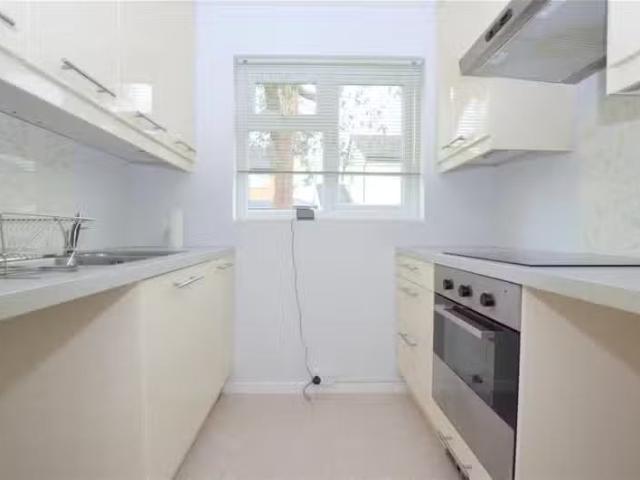 House for rent in Yate Rocks, Yate