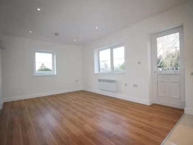 House for rent in Chesterton, Arbury