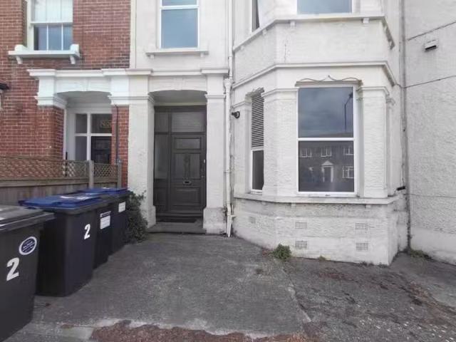 House for rent in Kingsdown Park, The Bridge