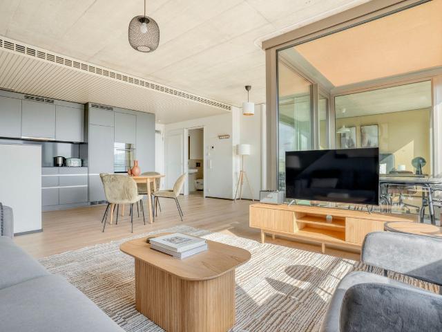Apartment mieten in Einigen, Zürich