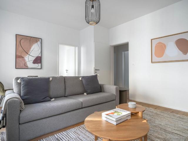 Apartment mieten in Einigen, Zürich