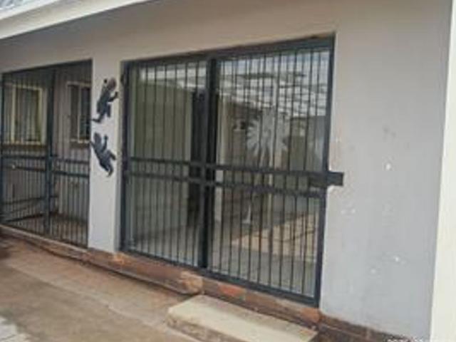 House for rent in Waterkloof, Gauteng