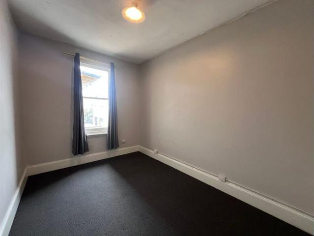 House for rent in Brisbane Grove, New South Wales