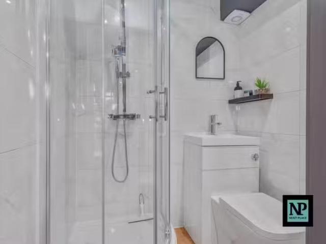House for rent in Leyfields, Kettlebrook