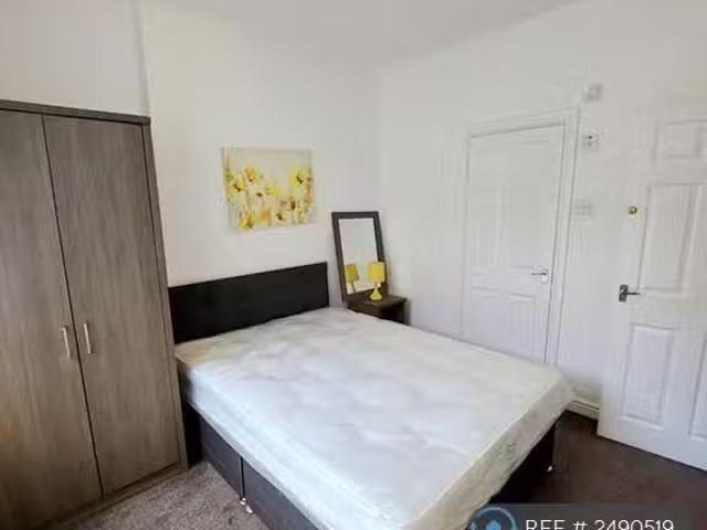 House for rent in Lee Bank, Greater Manchester