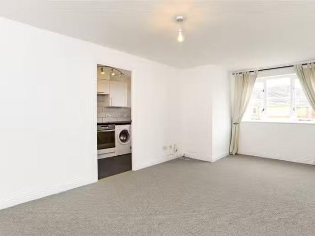 Apartment for rent in Grove Park, Isle Of Man