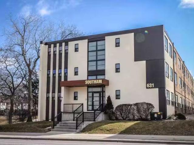 Condo for rent in Ancaster, Ontario