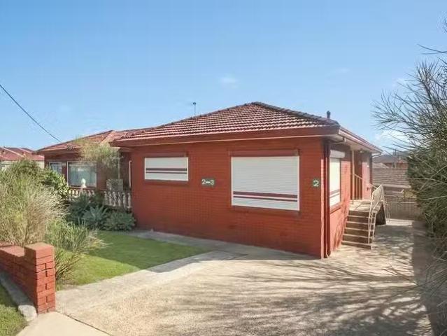 House for rent in Wollongong West, New South Wales