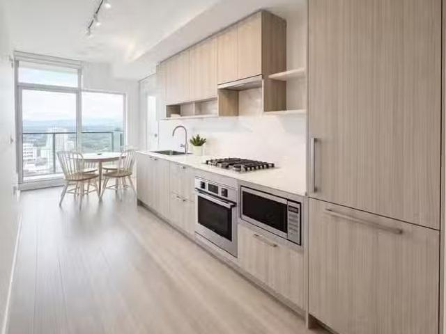 Apartment for rent in Surrey, British Columbia