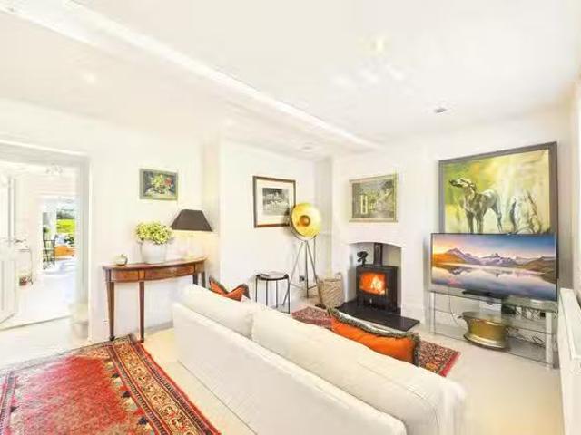 Apartment for rent in Winchcombe, Pamington