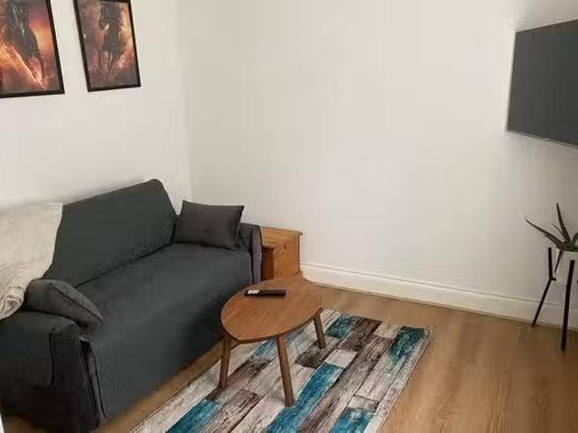 Apartment for rent in Colnbrook with Poyle, Slough