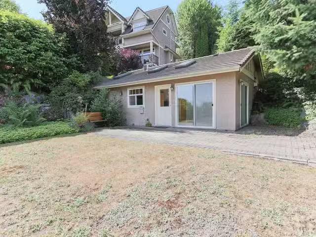 House for rent in West Vancouver, British Columbia