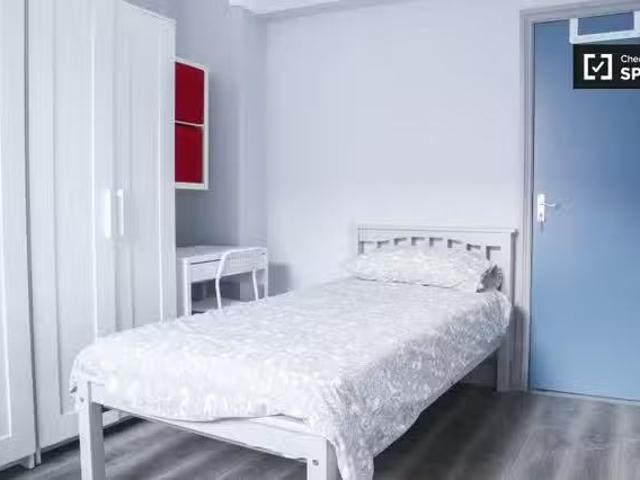 House to rent in Bluebell, North Tipperary