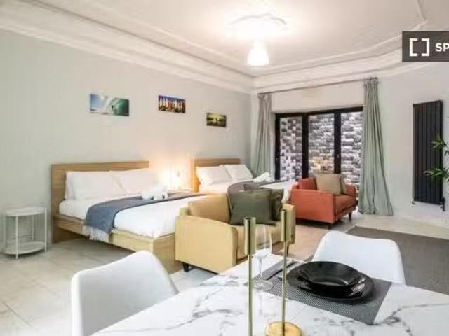 Apartment for rent in South Hampstead, Greater London