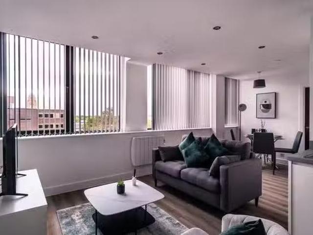 Apartment for rent in Gorse Hill, Trafford Park