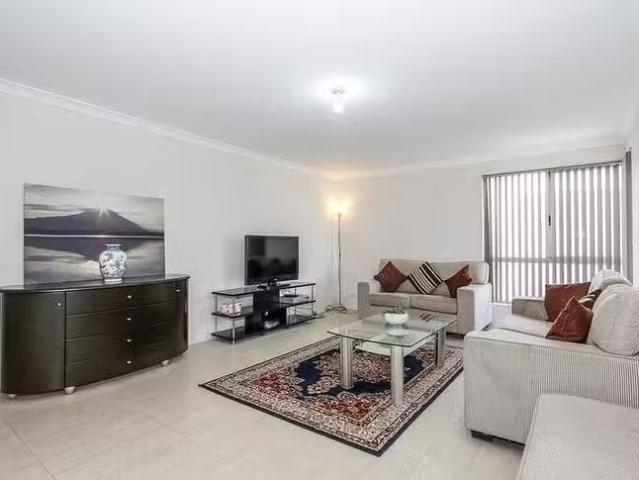 Apartment for rent in Clarkson, Western Australia