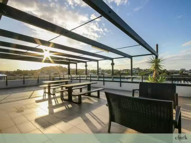 Apartment for rent in Toombul, Queensland
