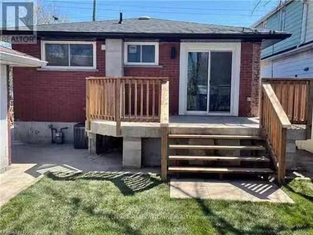 House for rent in Ancaster, Ontario