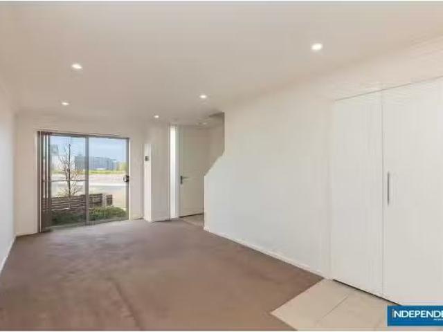 Condo for rent in Casey, Australian Capital Territory