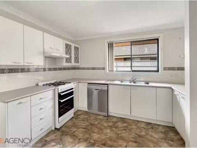 Condo for rent in Orange, New South Wales
