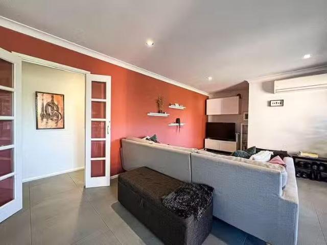 Apartment for rent in Como, Western Australia