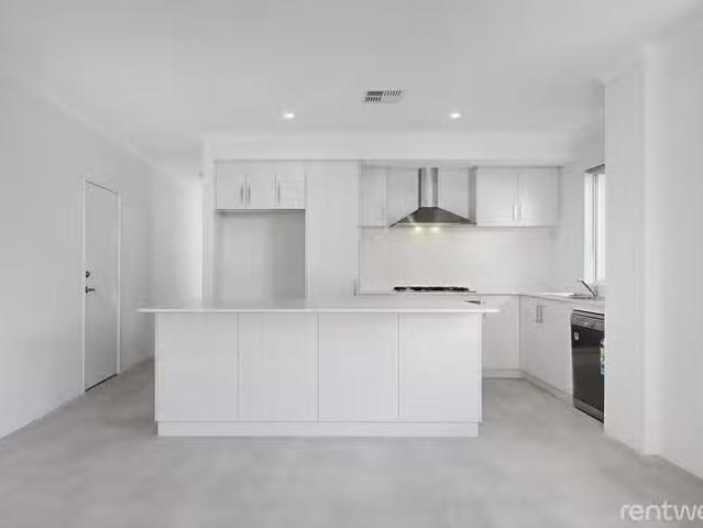 House for rent in Wellard, Western Australia