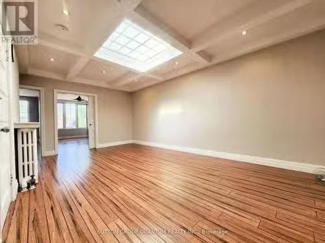 Condo for rent in Sunnyside, Toronto