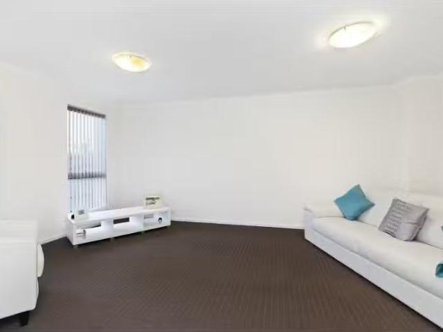 House for rent in Casey, Australian Capital Territory