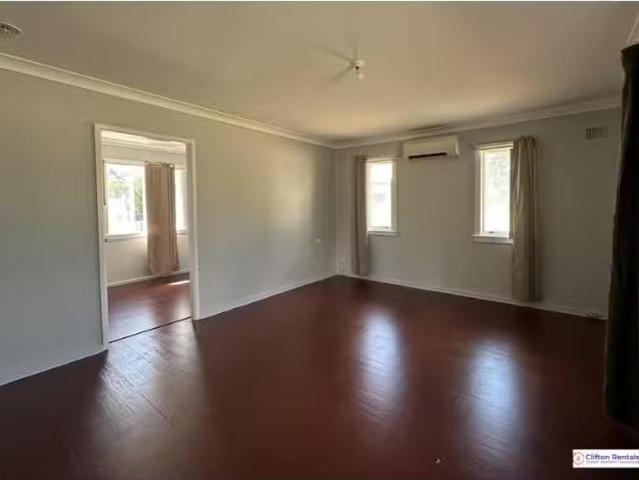 House for rent in Oxley Park, New South Wales