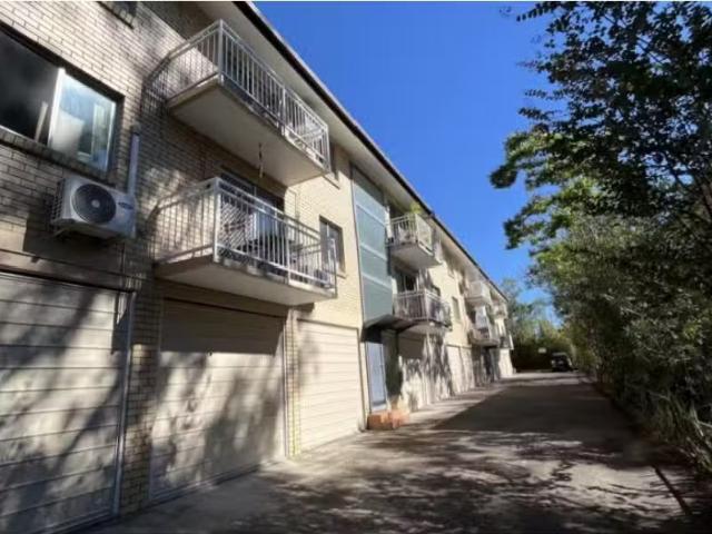 Apartment for rent in Toombul, Queensland