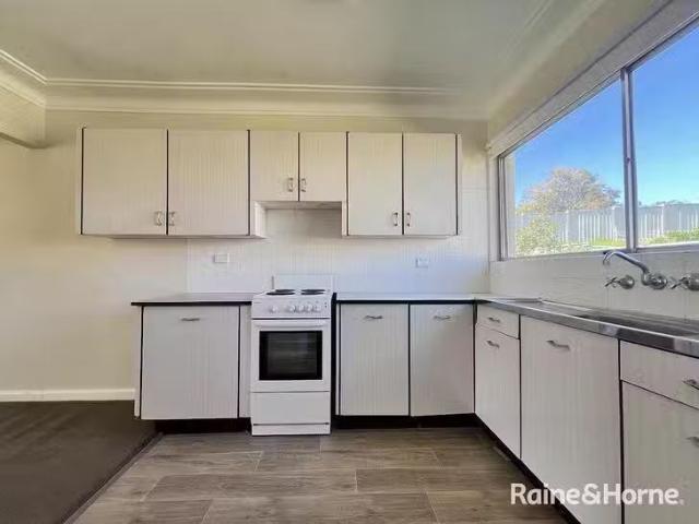 Apartment for rent in Piallamore, New South Wales