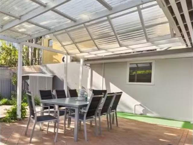 House for rent in Cockburn, Western Australia