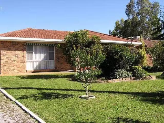 House for rent in Camerons Creek, Victoria