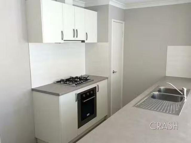 House for rent in Seville Grove, Western Australia