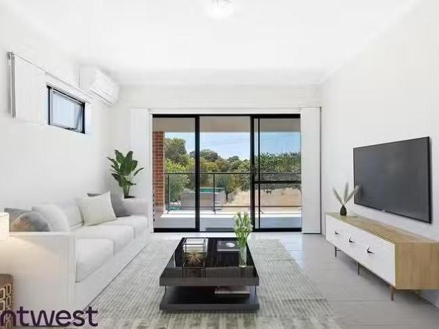 Apartment for rent in Cloverdale, Western Australia