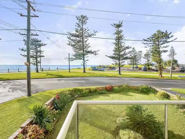 House for rent in Wollongong West, New South Wales
