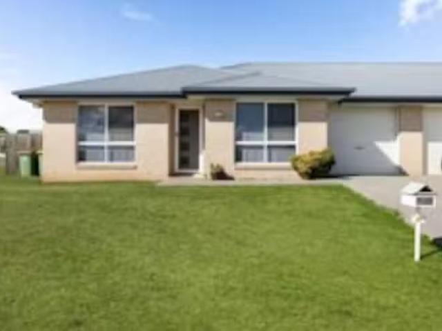 Apartment for rent in Westbrook, Queensland
