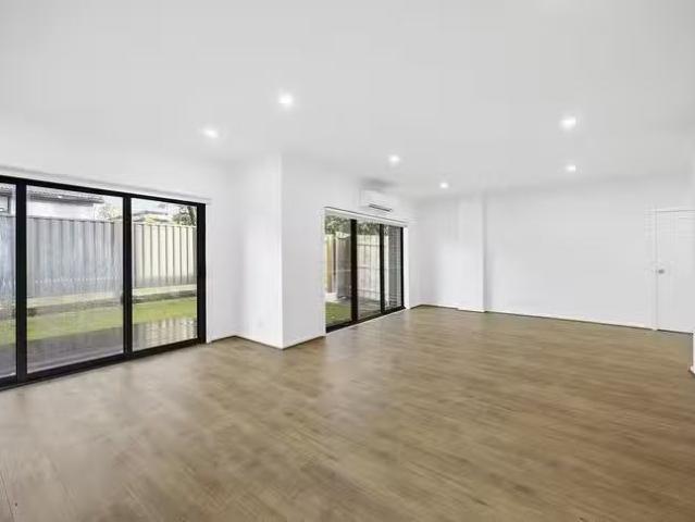 House for rent in Victoria