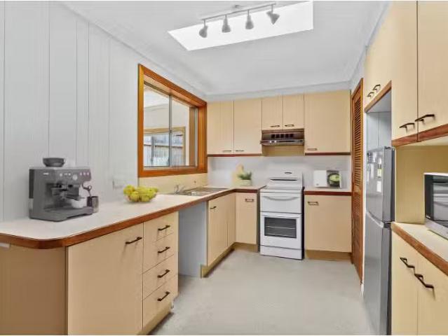 House for rent in Wollongong West, New South Wales