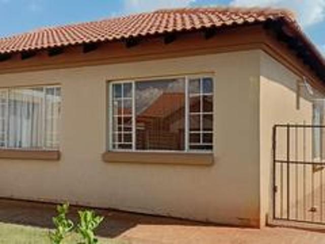 House for sale in Akasia, Gauteng