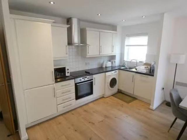 Apartment for rent in Maryland, Greater London