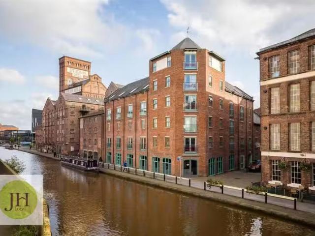 Apartment for rent in Newtown, Two Mills